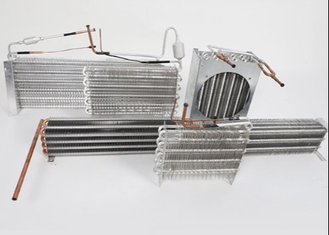 Efisiensi Tinggi Pendingin Udara Aluminium Tabung Dan Struktur Sirip Yang Kuat