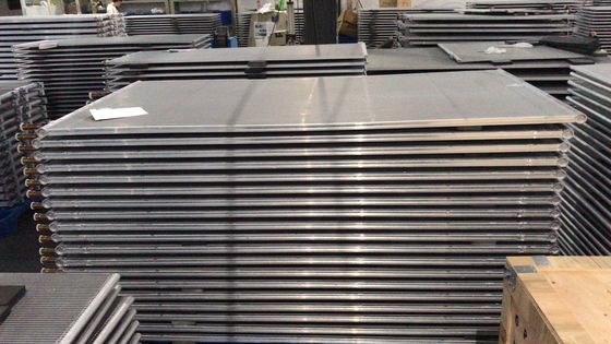 Penukar Panas Microchannel Anti Kebocoran 380V Penyejuk Udara Titanium